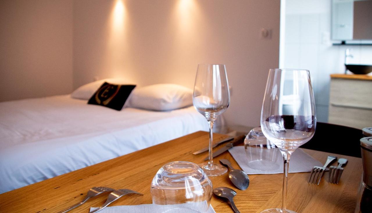Hotel & Gastronomie - La Table De L'Europe Villeréal Kültér fotó
