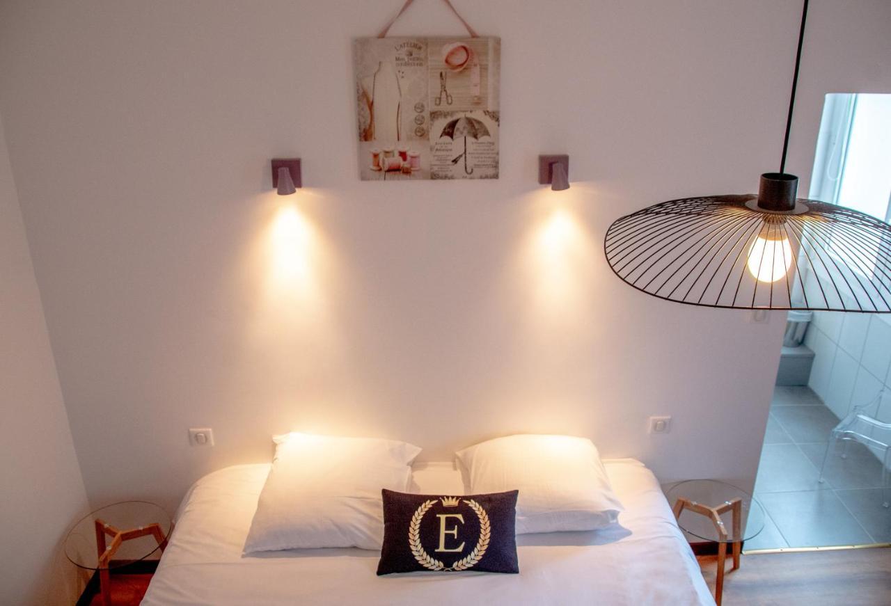 Hotel & Gastronomie - La Table De L'Europe Villeréal Kültér fotó