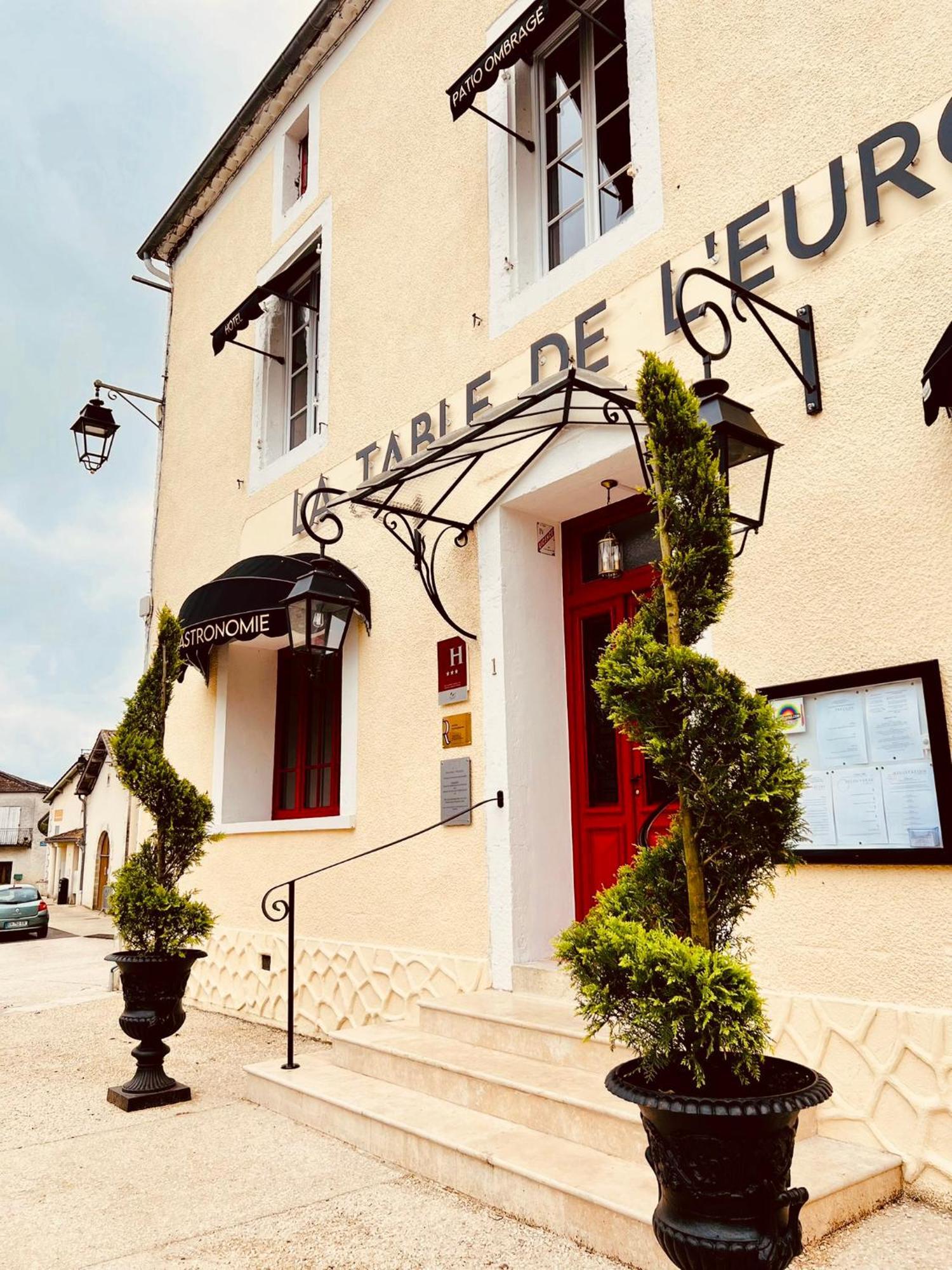 Hotel & Gastronomie - La Table De L'Europe Villeréal Kültér fotó